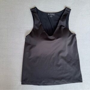 Athleta Women's Black V neck Built In‎ Bra tank top with Hook closure 34C